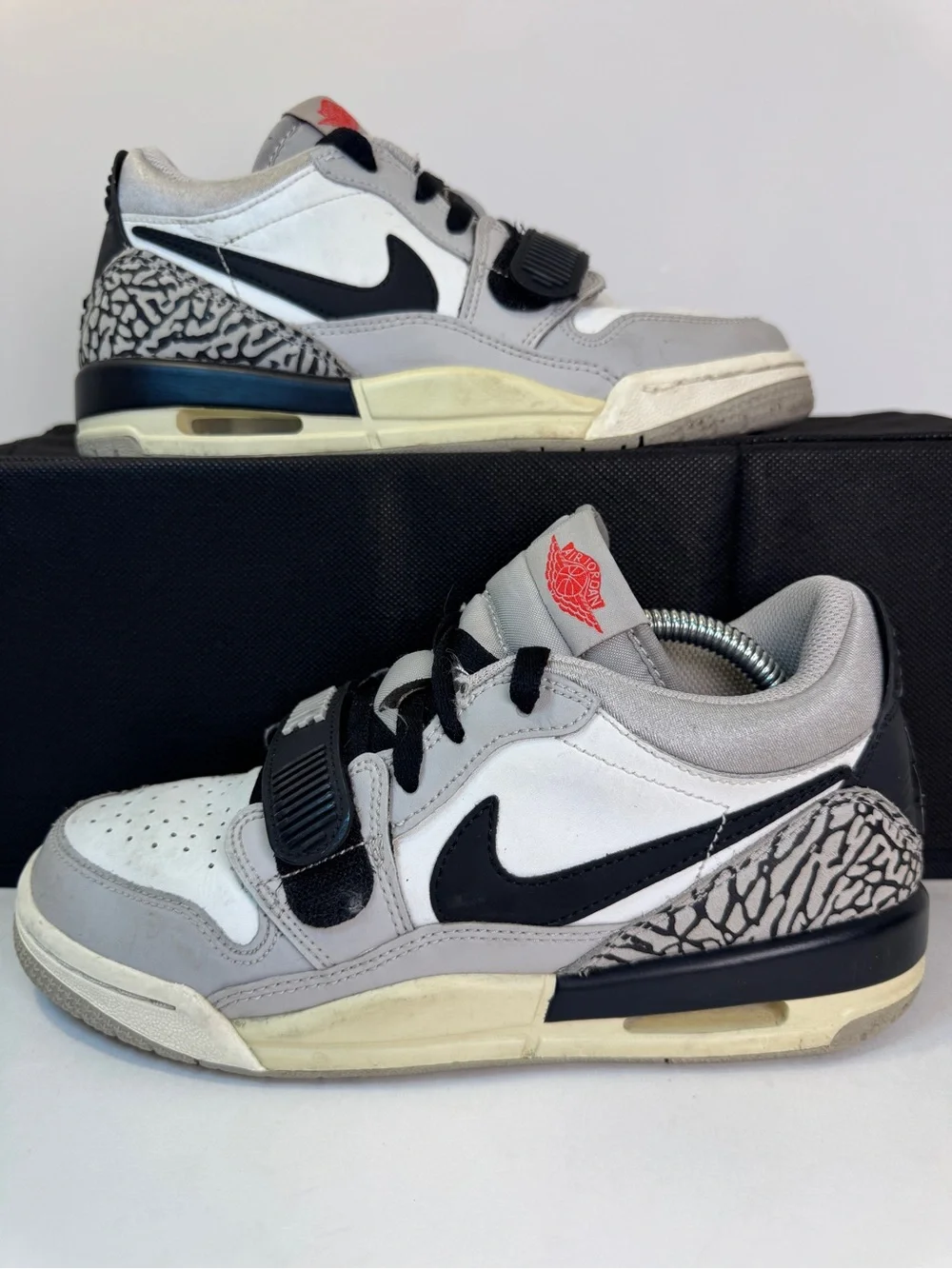 Air Jordan Legacy 312 low tech grey size 5Y or 6.5 women